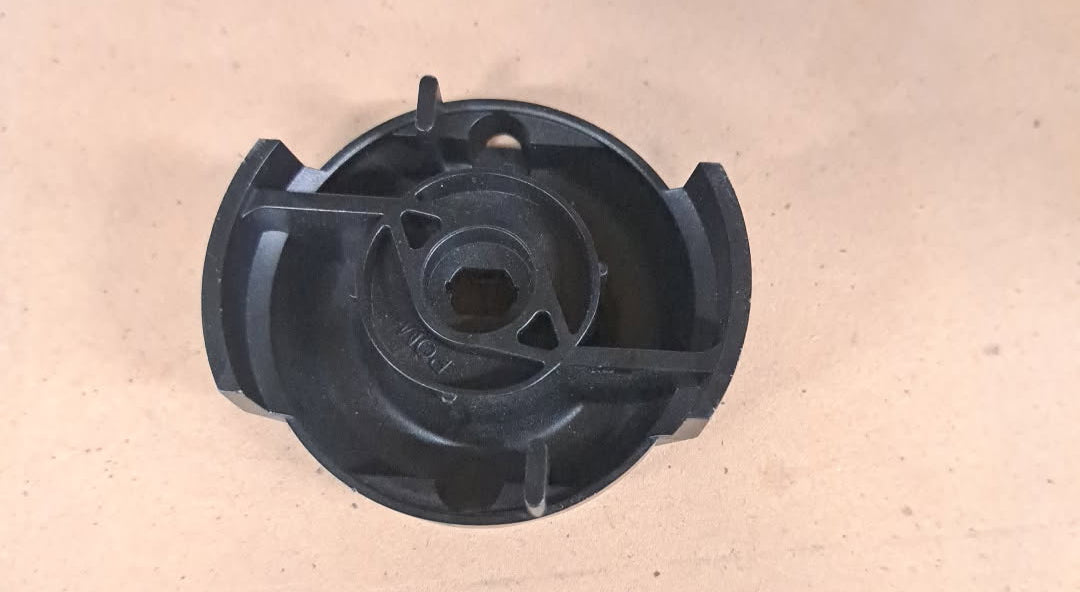 Saddle - Aero 400 Filler Cap - Acetal, SAD4