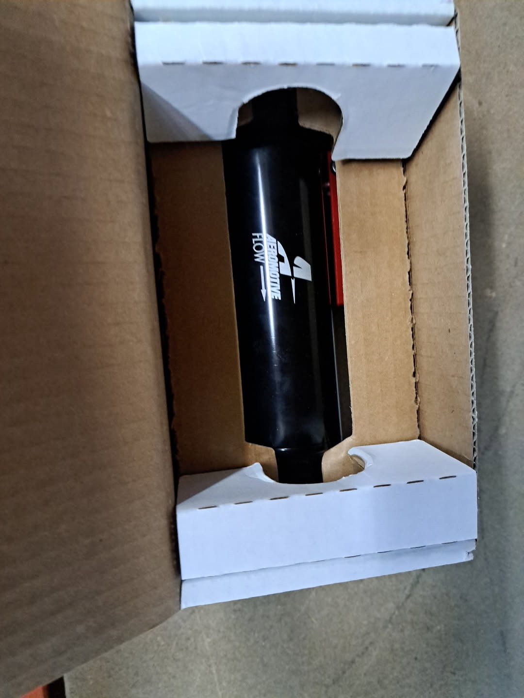 Aeromotive, Fuel Filter, ORB-10 Shuttoff Valve, 100 Micron, Anodized Black
